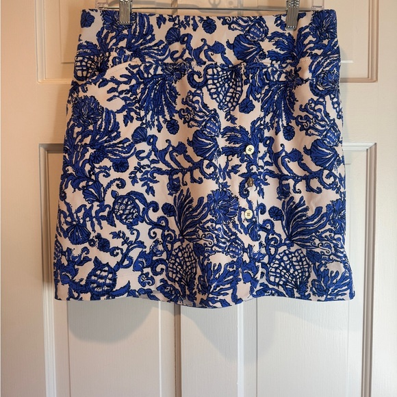 Lilly Pulitzer Pants - Lilly Pulitzer Luxletic Monica Skort in a blue and white print
